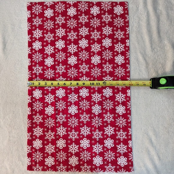 Target's Wondershop Holiday Feedsack Kitchen Towels, Set of 2 - Picture 4 of 6